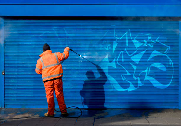 Best Garage Pressure Washing  in Bell Nyon, CA